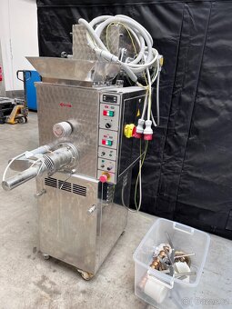 Vyrobnik testovin, stroj na vyrobu testovin + sušárna - 2