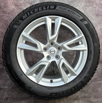 Originální Alu kola Volvo XC40,V90 CC 235/55/18 DOT24 - 2