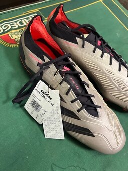 Fotbalové kopačky Adidas Predator Elite SG 47 1/3 - 2