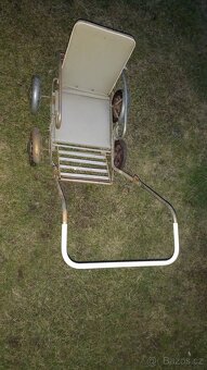 Retro kočárek pro panenky + další kolečka, kola (různá) - 2