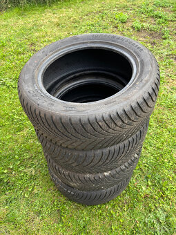 Celoroční zánovní pneumatiky 215/55 R16 97V - 2