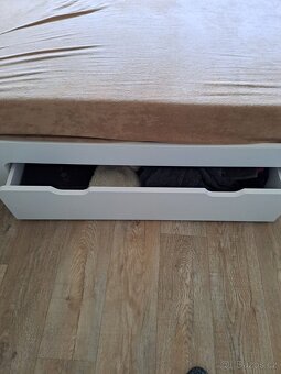 Postel 180x200cm + 2x noční stolky - 2