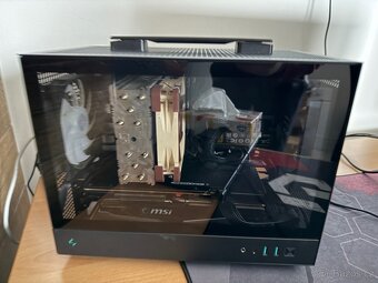 Mini itx pc rx 6650 xt + ryzen 5 - 2