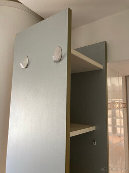 Skříňka koupelnová se zásuvkami za 500 kč - 2