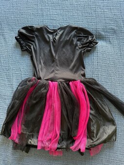 Dívčí strašidelné šaty - 2