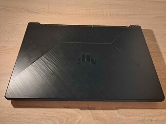 Herní notebook ASUS TUF Gaming F17 - 2