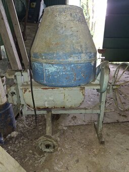 Stavební míchačka - 2