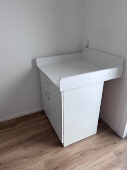 Přebalovací pult - 2