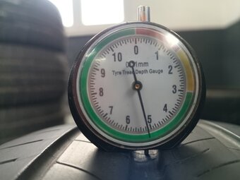 205/60 R16 MICHELIN (3818) - 2