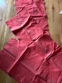 3x ubrus, nebo závěs - 2