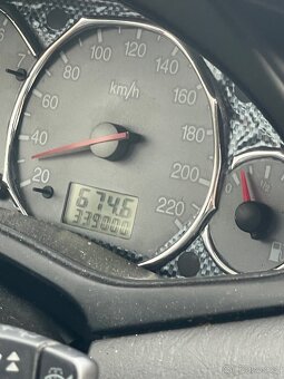 Ford Focus 2000 1.6 benzin - 2