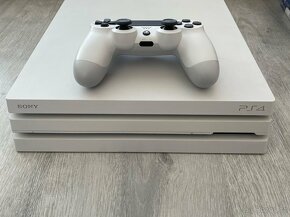 Sony PlayStation 4 Pro 1TB - Glacier White + kolekce her - 2