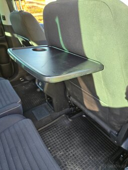 Stolek vw sharan - 2