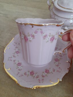 Sada růžového porcelánu - 2