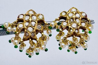 18K ZLATÉ NÁUŠNICE S PERLIČKAMI A PŘÍRODNÍ DIAMANTY 2,4 CT. - 2