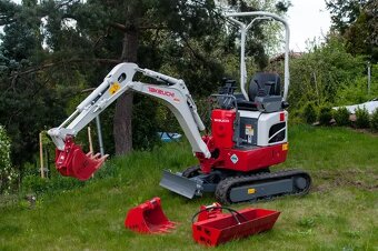 Minibagr Takeuchi TB210R - 2