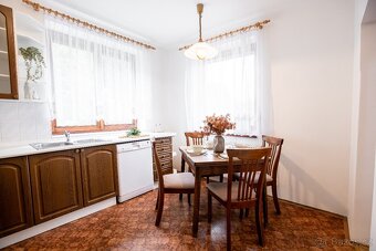 Prodej rodinného domu 5+1, 154 m² - Bylany u Českého Brodu - 2