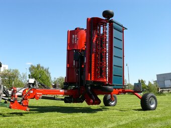 Pásový shrnovač Fransgard SV–8300SE - 2