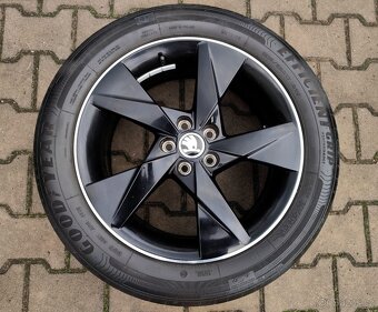 Alu kola originál Škoda Scala, Kamiq 5x100 R17 Volnas - 2