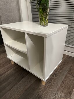 Noční stolek IKEA SMUSSLA - 2