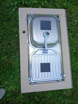 Dřez - 2