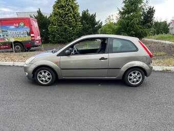 Ford Fiesta - 2