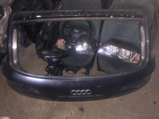 AUDI Q7, typ 4L, r.v. 2006 - 2009.DVEŘE KUFRU - 2