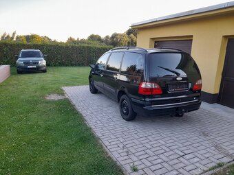 FORD GALAXY 2,0 TDI GHIA,7-MÍST,XENONY,TAŽNÉ - 2