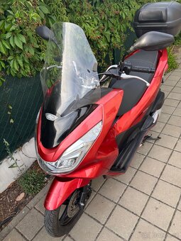 Skútr Honda PCX 125 - 2