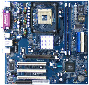 Základní deska neosazená - 2