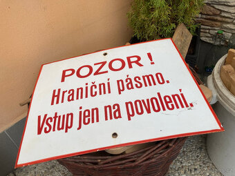Cedule smaltovaná Pozor Hraniční pásmo - 2