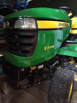 John Deere X300R Rezervace - 2