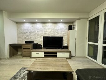 Obývací stěna - 2