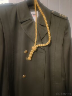 Slavnostní vojenská uniforma - 2
