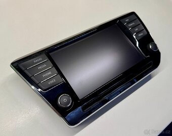 Autoradio / Display 8'' palců Škoda Superb 3 - 2