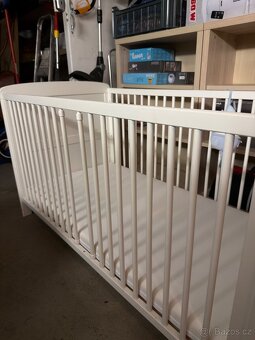 Prodám dětskou postýlku v bílém provedení - 2