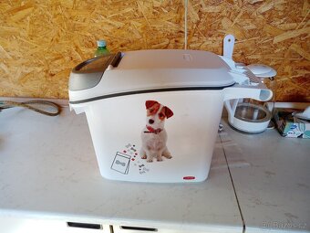 Kontajner na granule - 2