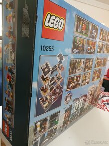 Lego EXPERT 10255 Assemly square - 2
