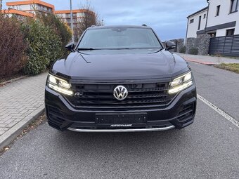 VW TOUAREG 4.0 V8 TDI R-line,VZDUCH,WEBASTO,HEAD UP,PANORAMA - 2