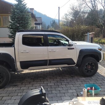 Toyota Tacoma TRD PRO 3.5 V6 manual 2019 - 2