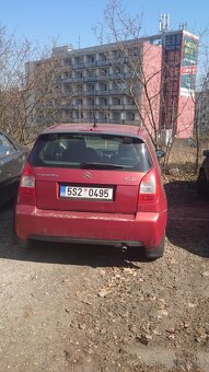 Citroën C2 1.1i (44 kW) – spolehlivý a úsporný městský hatch - 2