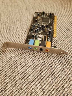 Zvuková karta Sound Blaster SB1070 - 2