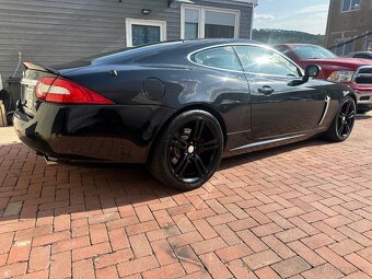 Jaguar XK 4,2 V8 automat,najeto: 189tis.km,dobry vzhled/stav - 2
