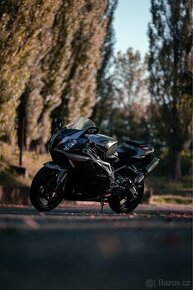 Aprilia RSV1000R - 2