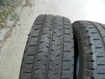 215/40 r15C 109/107R 2ks letní 7,5mm - 2