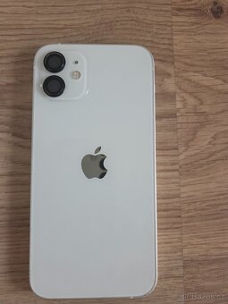Iphone 12 64GB krásný - ještě rok v záruce - 2