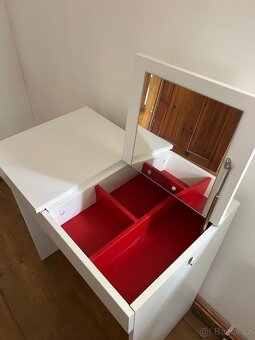 Toaletní stolek (na líčení) IKEA Brimnes - 2