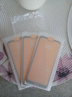 Ochranné sklo Xiaomi P20 lite - 2