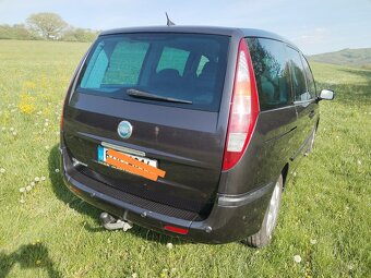 FIAT ULYSSE 2,2JTD 07/2005 NAJETO 172000km, 94kW - 2