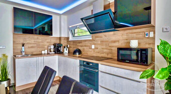 Rodinný dům 4+kk, na pozemku 850 m2, Jenečská, Unhošť - 2